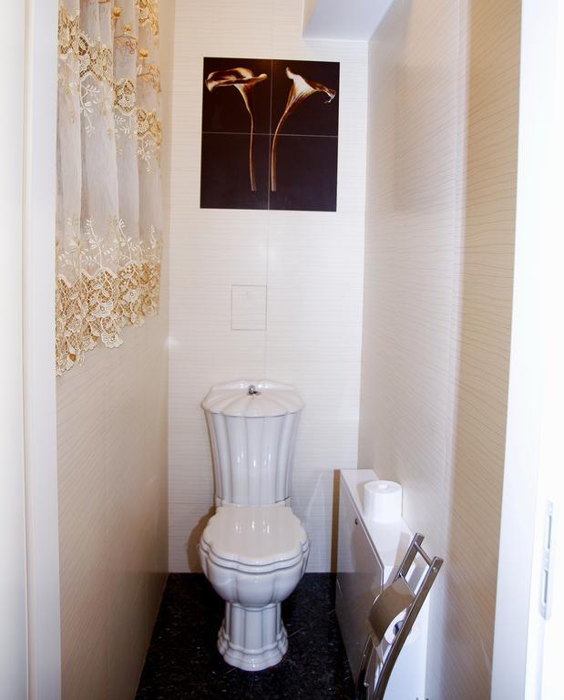 Club 218 Wellness Petra Apartman Шиофок Экстерьер фото
