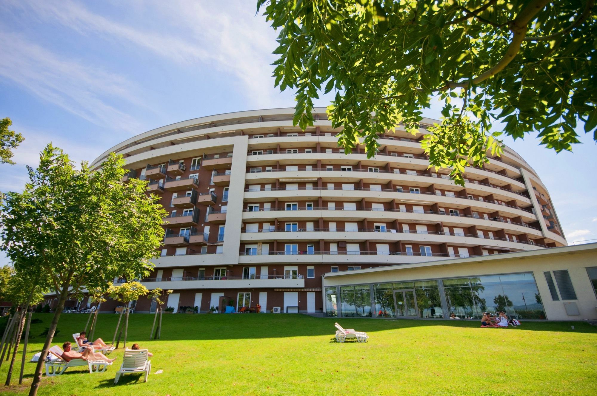 Club 218 Wellness Petra Apartman Шиофок Экстерьер фото